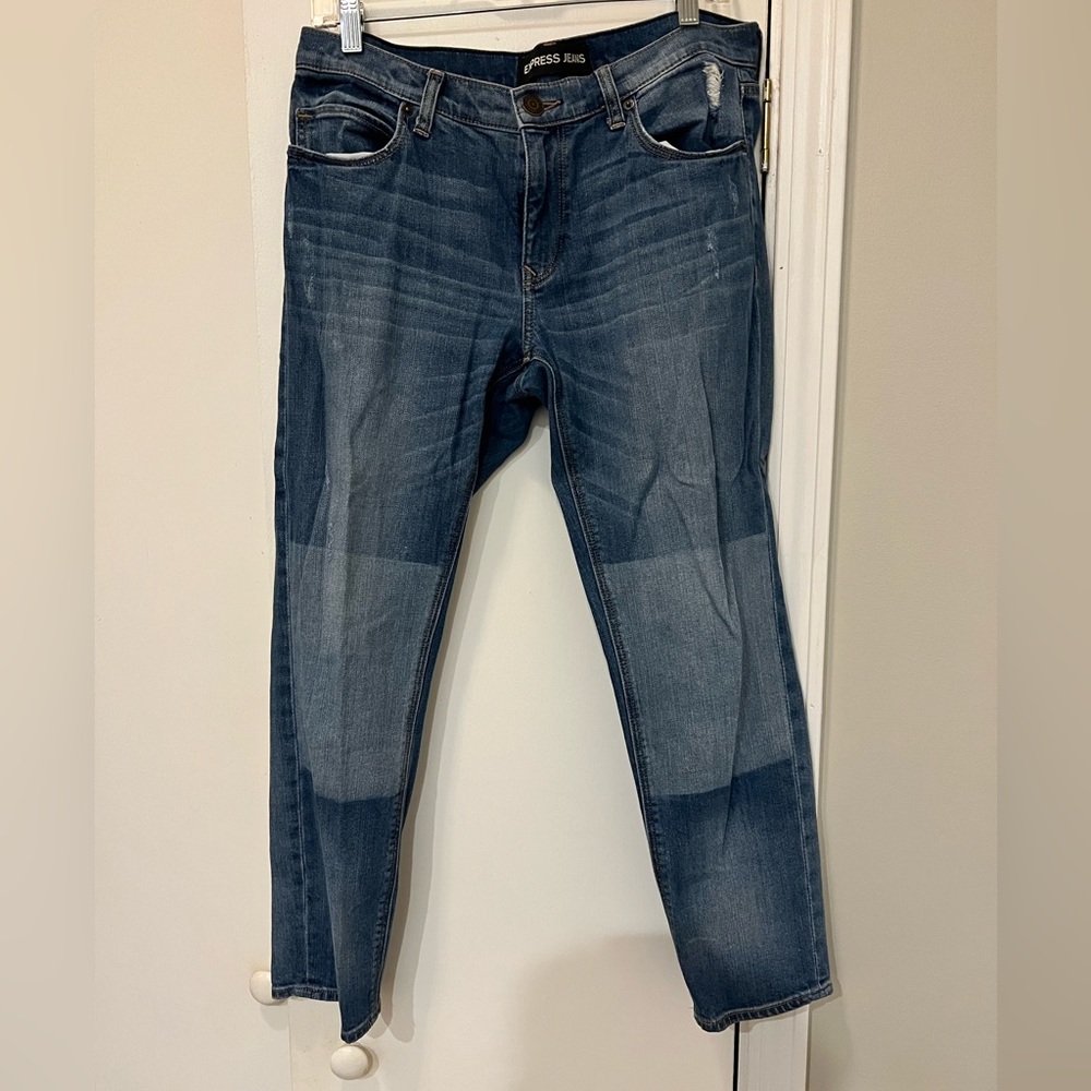 Express girlfriend jeans, women’s size 6